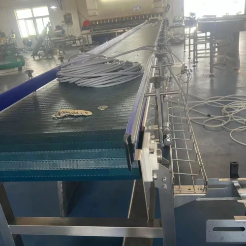 Conveyor-System-Flat-Top-Plastic-3-1024x1024_result