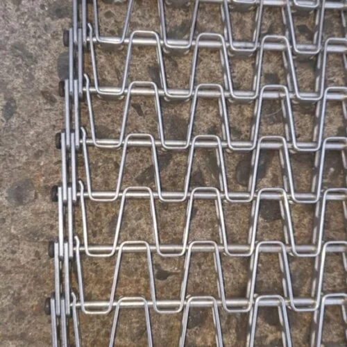 Honeycomb-belt-with-plate-link-edge-576x1024-500x500_result